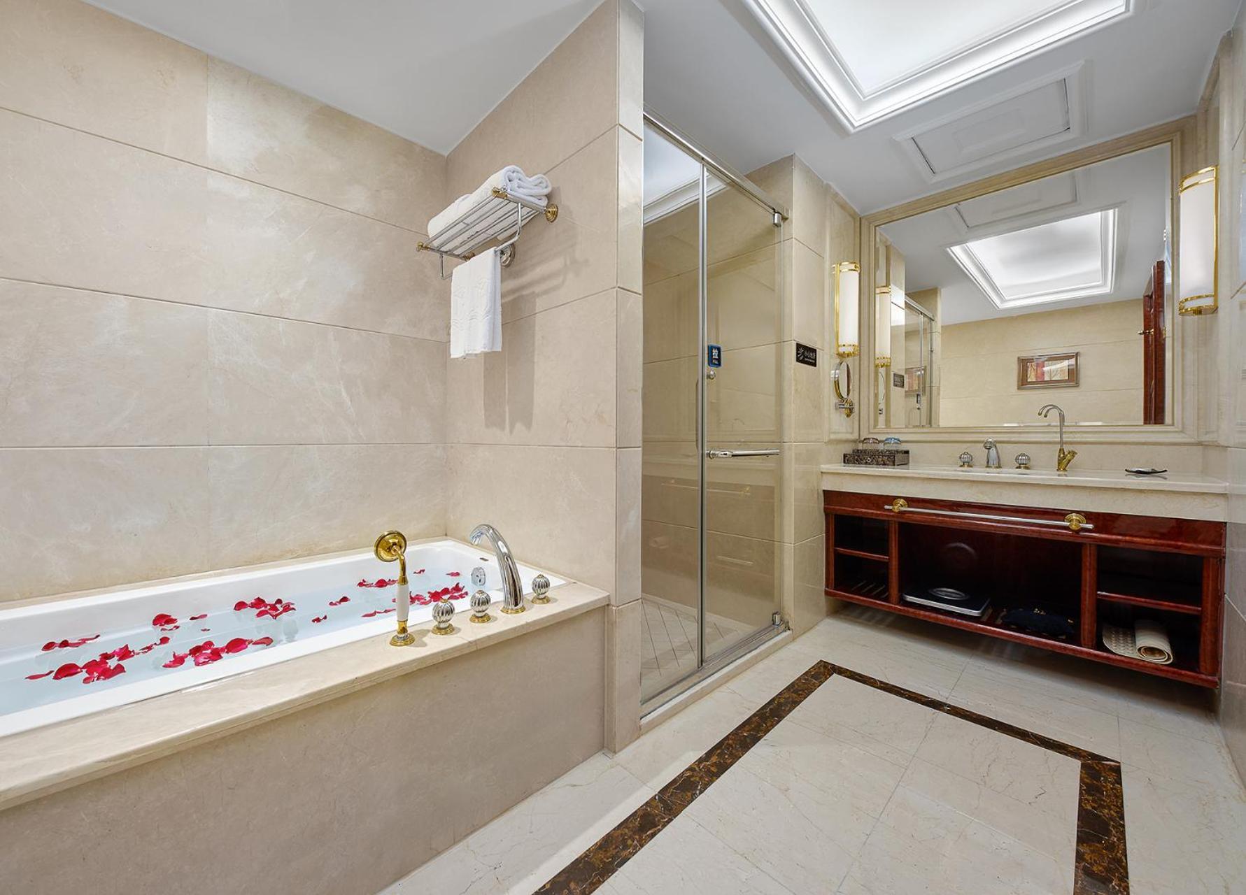 Yueda Financial City International Hotel Гуанчжоу Экстерьер фото
